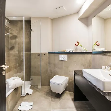 Strandhotel Luv فندق