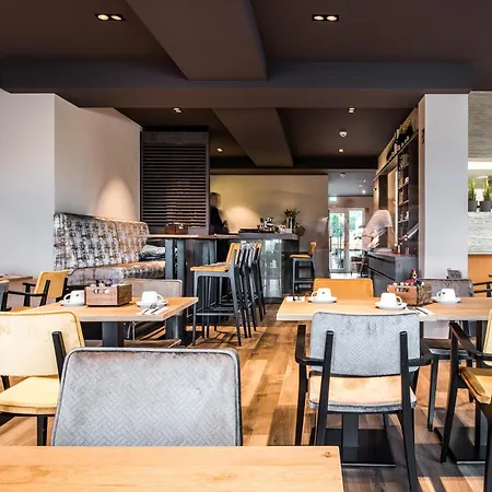 Ξενοδοχείο Strandhotel Luv 4*