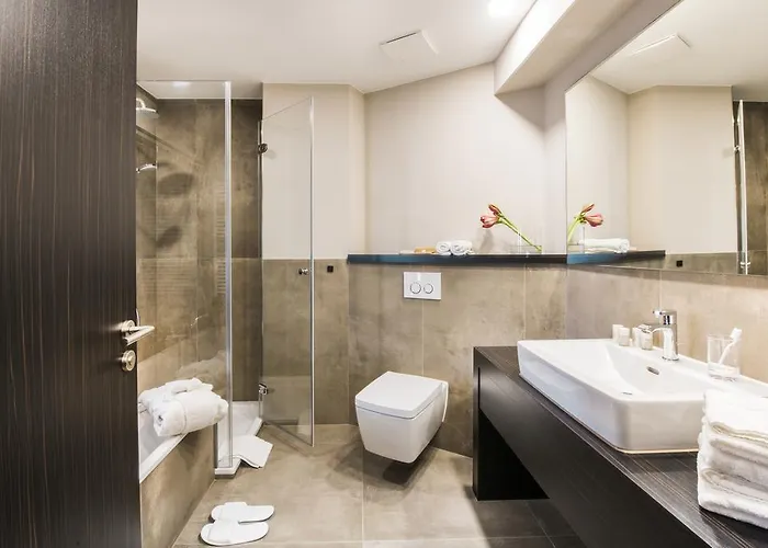 Strandhotel Luv فندق