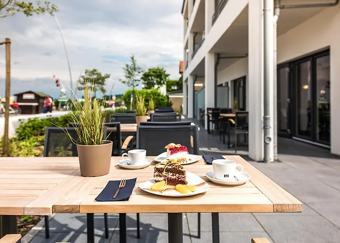 Szálloda Strandhotel Luv