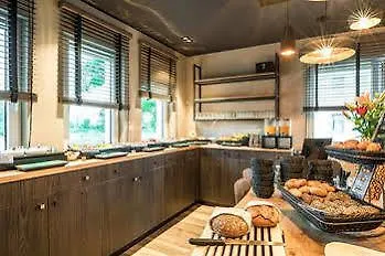 Szálloda Strandhotel Luv 4*