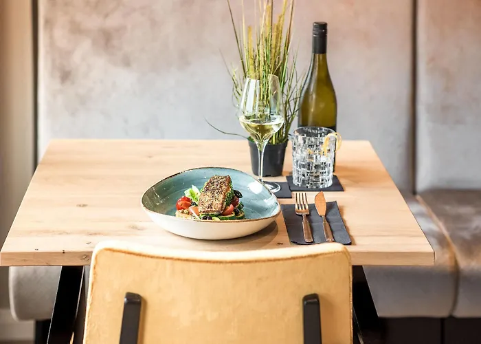 Strandhotel Luv Szálloda