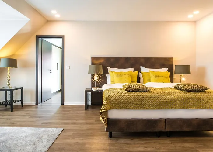 Strandhotel Luv فندق